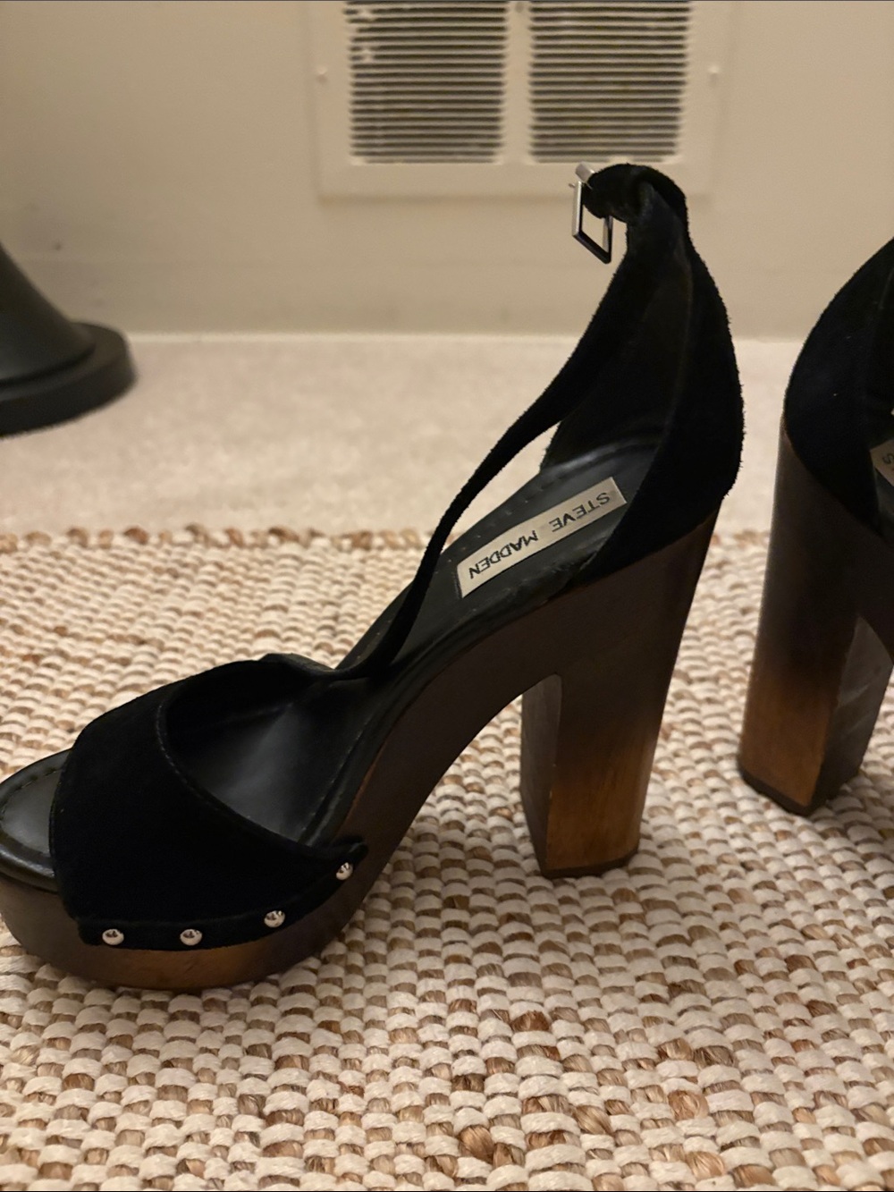 Steve Madden Black Suede Platform Block Heels 👠 ❤️🐻 - Picture 4 of 9